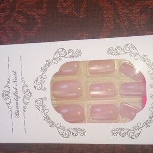 Classy shimmer effect nails